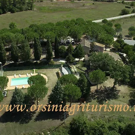 בית חווה Agriturismo Birrificio Orsini מסה מרטאנה