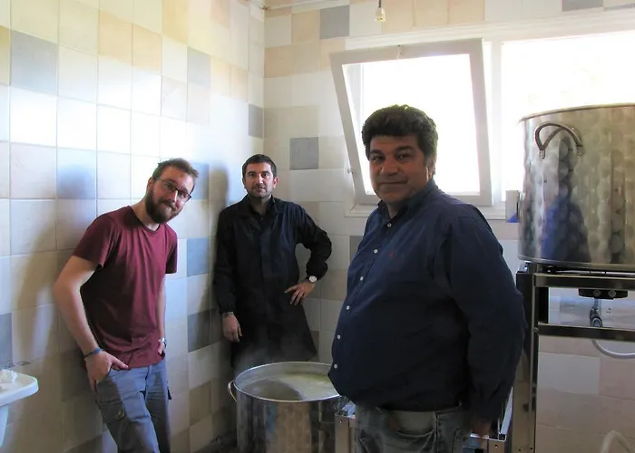 Agriturismo Birrificio Orsini ファームステイ マッサ・マルターナ