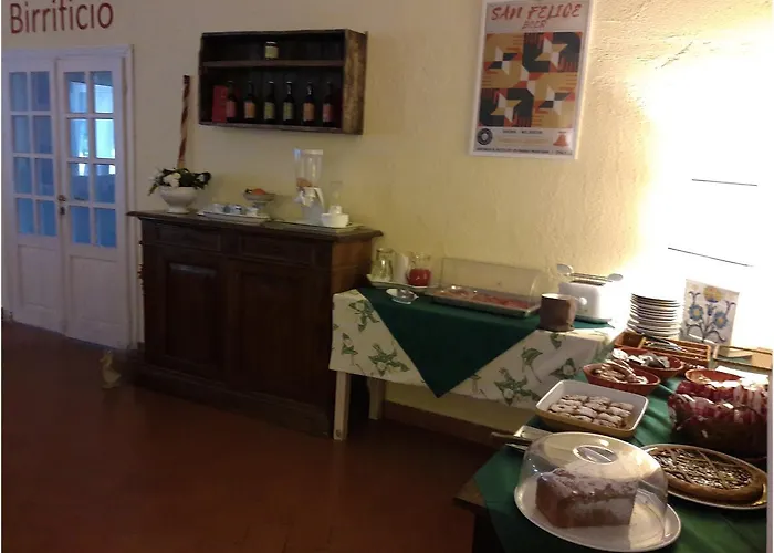 Agriturismo Birrificio Orsini ファームステイ マッサ・マルターナ