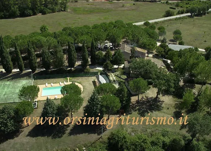ファームステイ Agriturismo Birrificio Orsini マッサ・マルターナ
