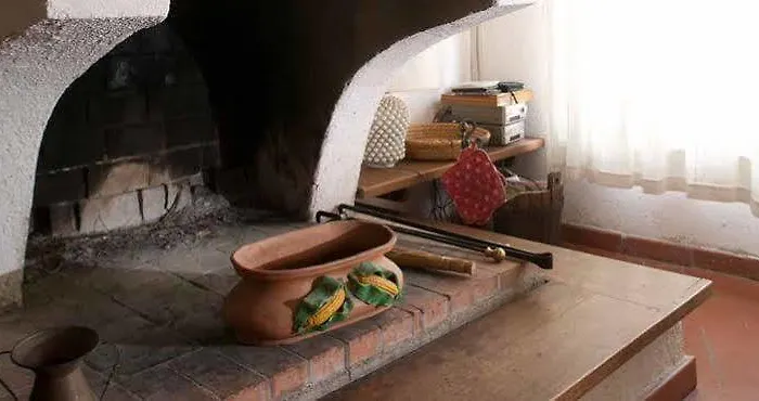 Agriturismo Birrificio Orsini ファームステイ マッサ・マルターナ