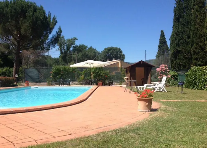 ファームステイ Agriturismo Birrificio Orsini マッサ・マルターナ